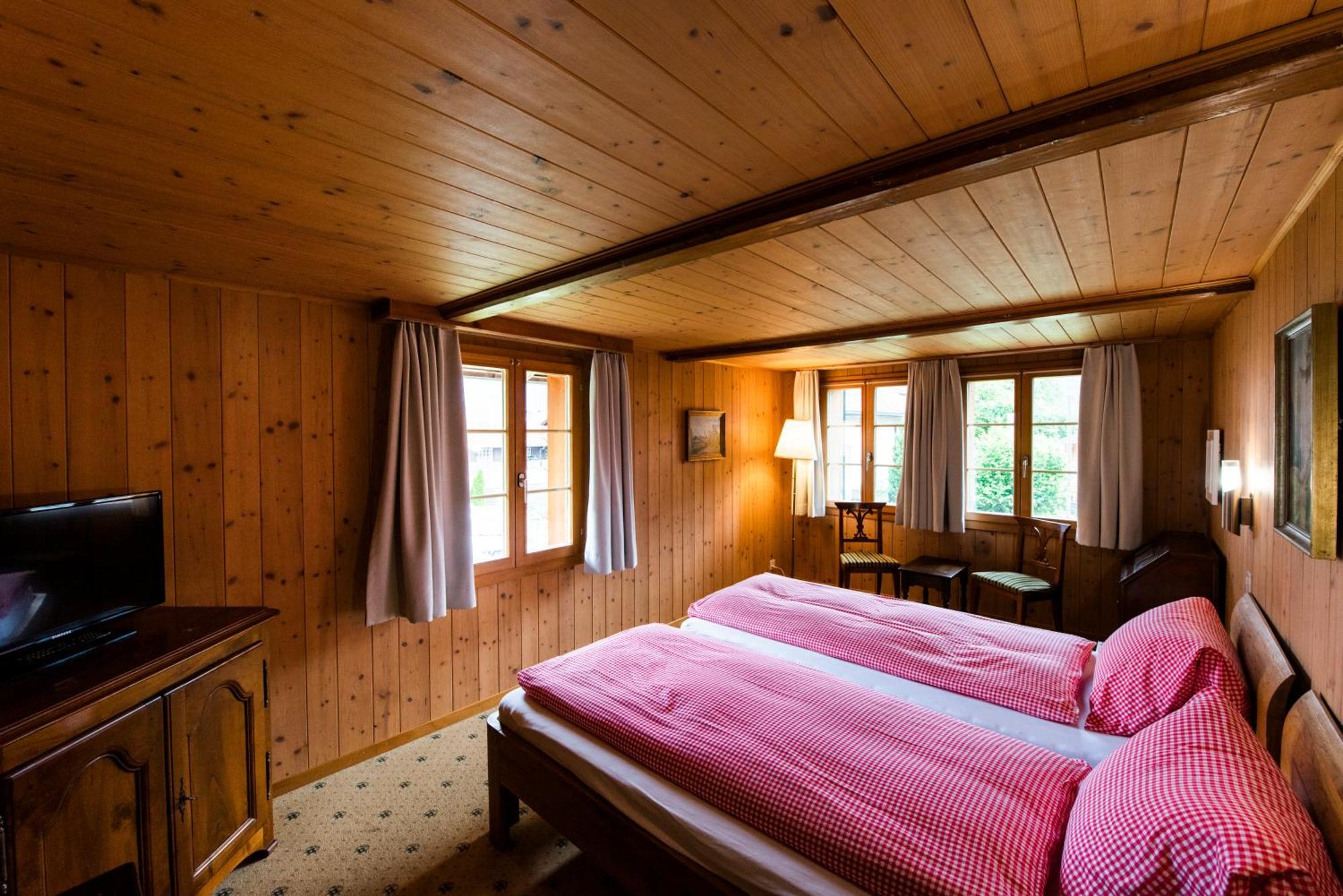 Hotel Brienzerburli Бриенц Экстерьер фото