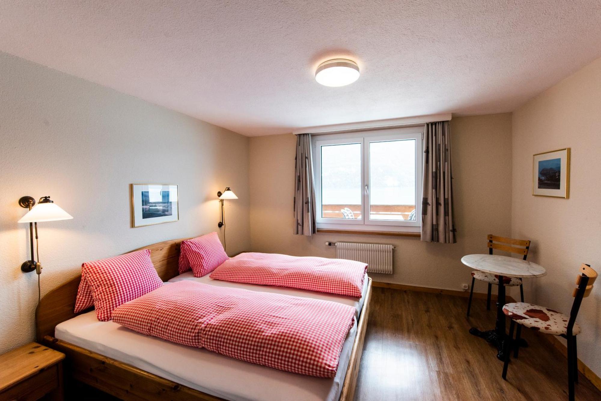 Hotel Brienzerburli Бриенц Экстерьер фото