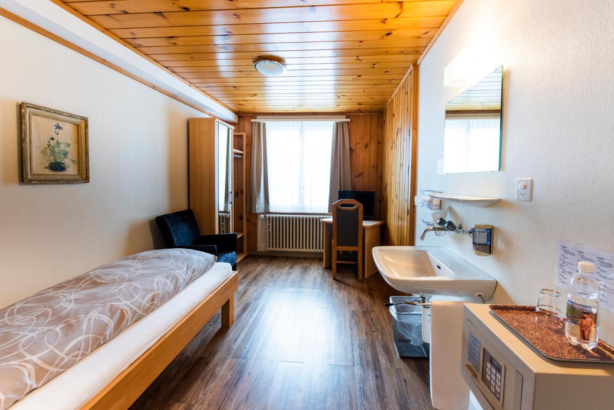 Hotel Brienzerburli Бриенц Экстерьер фото