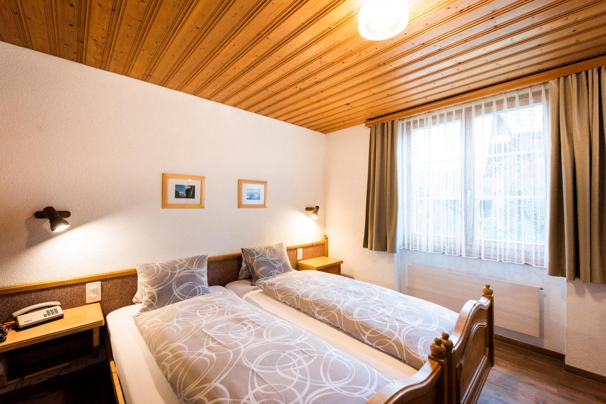 Hotel Brienzerburli Бриенц Экстерьер фото