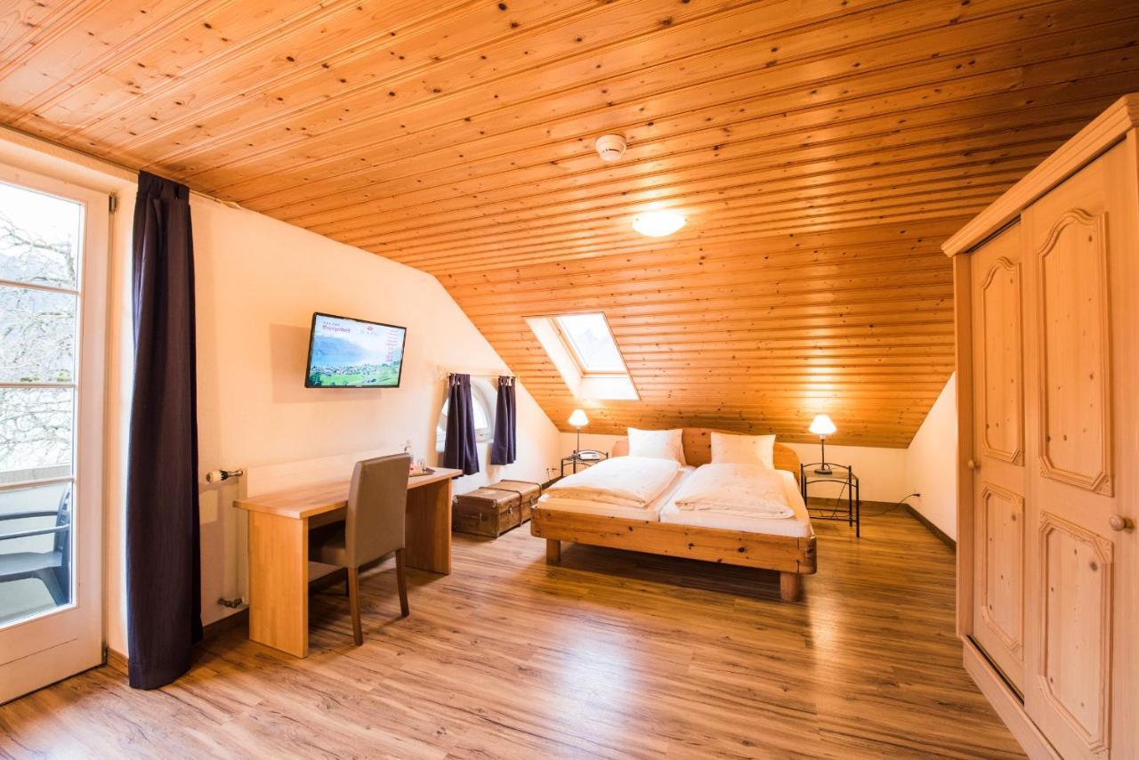 Hotel Brienzerburli Бриенц Экстерьер фото